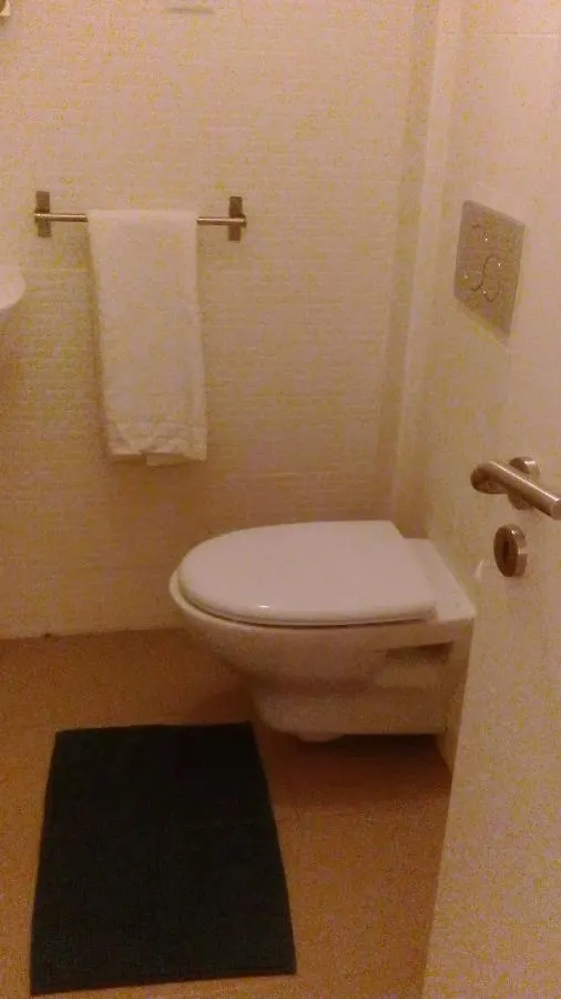 Downtown Apartment Santa Catarina Lisboa 0*,
